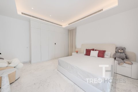 Villa in Meadows, Dubai 5 bedrooms, 465 sq.m. № 13345 - photo 16