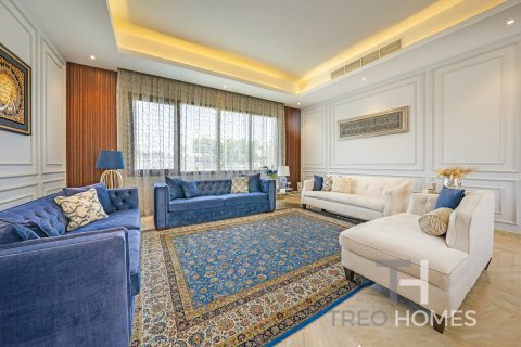 Villa in Jumeirah Park, Dubai 7 bedrooms, 578 sq.m. № 13346 - photo 8