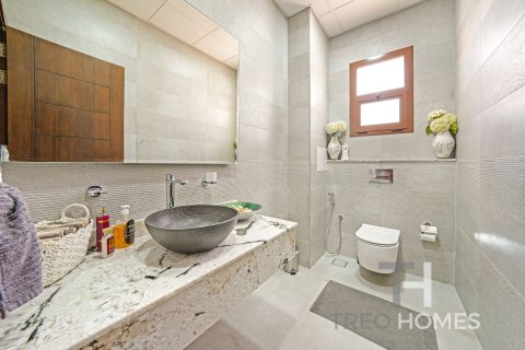 Villa in Jumeirah Park, Dubai 7 bedrooms, 578 sq.m. № 13346 - photo 21