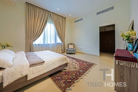 Villa in Jumeirah Park, Dubai 7 bedrooms, 578 sq.m. № 13346 - photo 24
