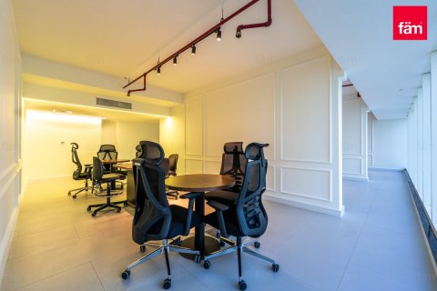 Oficina en Dubai, 155.4 m², № 95651 - foto 2