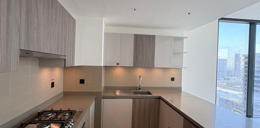 Квартира в Дубае, 3 спальни, 150.3м², № 95639