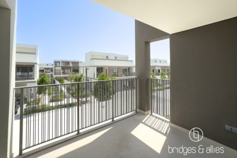 Villa en Dubai, 4 dormitorios, 233.8 m², № 77203 - foto 16