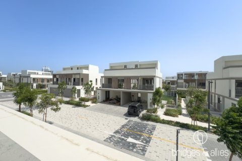 Villa en Dubai, 4 dormitorios, 233.8 m², № 77203 - foto 10
