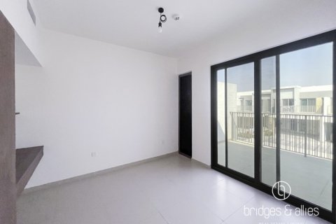 Villa en Dubai, 3 dormitorios, 140.4 m², № 77213 - foto 12