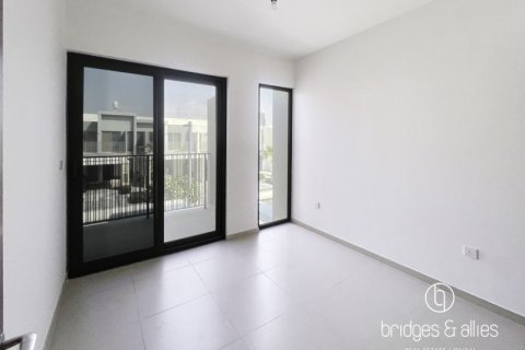 Villa en Dubai, 3 dormitorios, 140.4 m², № 77213 - foto 13