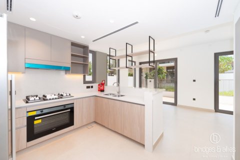 فيلا في دبي 4 غرف نوم, 222.9 م² رقم 77201 - صورة 4