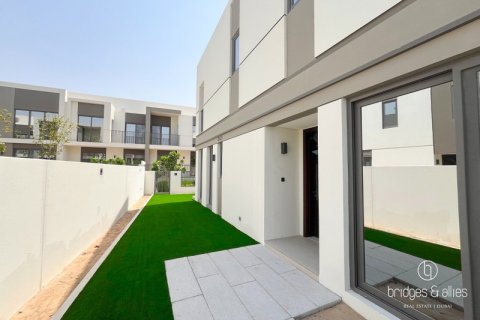 فيلا في دبي 4 غرف نوم, 222.9 م² رقم 77201 - صورة 16