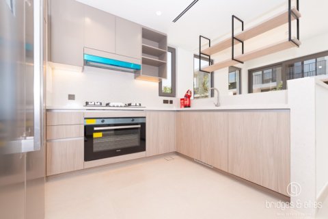 فيلا في دبي 4 غرف نوم, 222.9 م² رقم 77201 - صورة 5