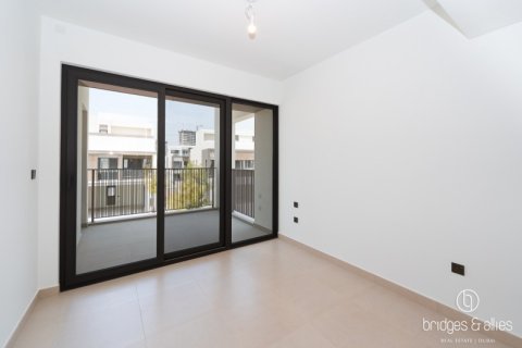 فيلا في دبي 4 غرف نوم, 222.9 م² رقم 77201 - صورة 17