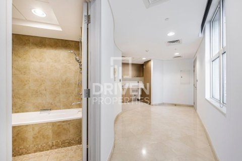 Apartamento en DIFC, Dubai, estudio, 77.85 m², № 126901 - foto 5