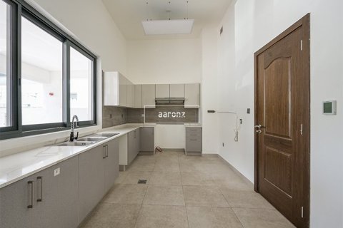 Снять в аренду таунхаус в Al Furjan, Дубай: 3 спальни, 222.7м², № 42602 - фото 13
