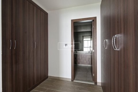 Снять в аренду таунхаус в Al Furjan, Дубай: 3 спальни, 222.7м², № 42602 - фото 12