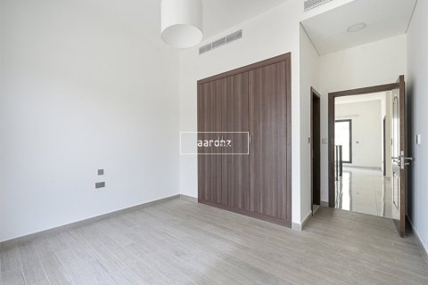 Снять в аренду таунхаус в Al Furjan, Дубай: 3 спальни, 222.7м², № 42602 - фото 8