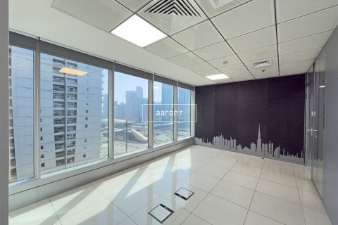 Bureau à Jumeirah Lake Towers, Dubai, 177.5 m², № 42614 - photo 3
