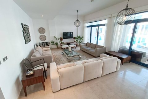 Villa en Palma Residences, Palm Jumeirah, Dubai, 4 dormitorios, 347 m², № 31121 - foto 25