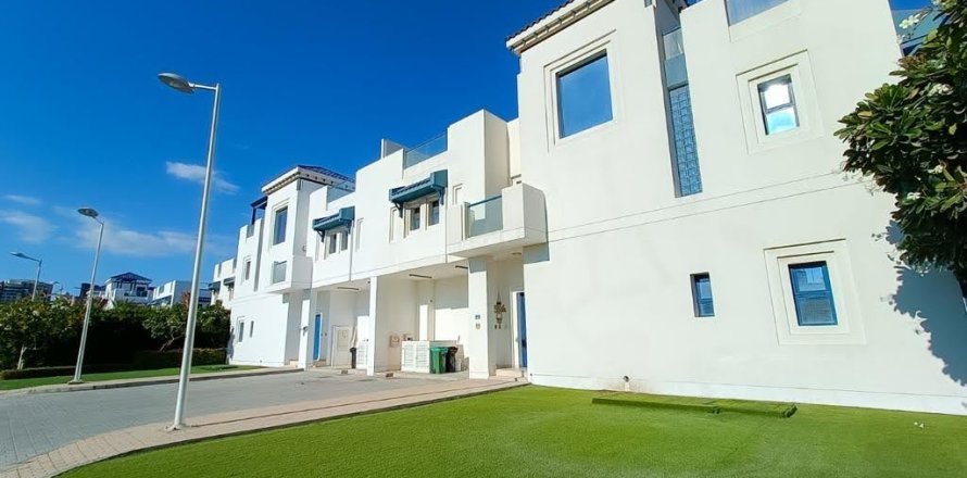 Villa en Palma Residences, Palm Jumeirah, Dubai, 4 dormitorios, 347 m², № 31121