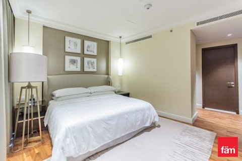 Apartment in Downtown Dubai (Downtown Burj Dubai), Dubai 3 bedrooms, 183.8 sq.m. № 60630 - photo 12