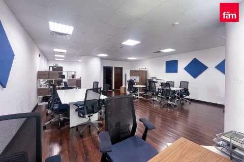 Oficina en Business Bay, Dubai, 90.4 m², № 60623 - foto 4