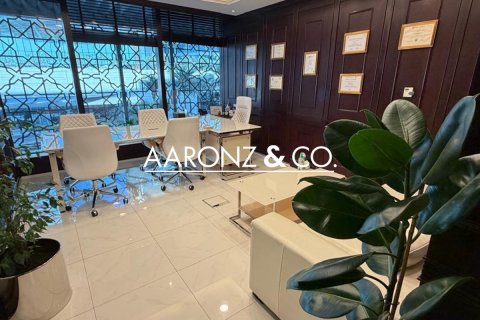 Oficina en Downtown Dubai (Downtown Burj Dubai), Dubai, 225 m², № 95377 - foto 5