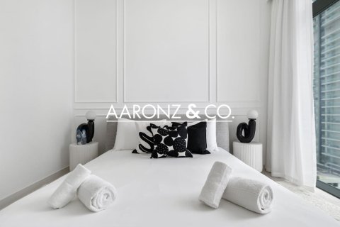 Apartment in EMAAR Beachfront, Dubai Harbour, Dubai 2 bedrooms, 112 sq.m. № 95376 - photo 7