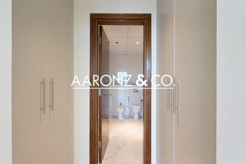 Apartamento en Business Bay, Dubai, 4 dormitorios, 276 m², № 95378 - foto 11