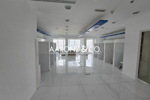 Oficina en Business Bay, Dubai, 100 m², № 95375 - foto 3