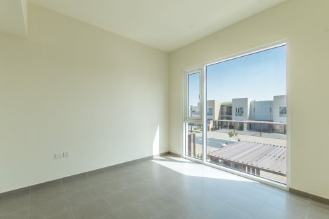 Appartement à Dubai South (Dubai World Central), Dubai, 2 chambres, № 1654 - photo 2