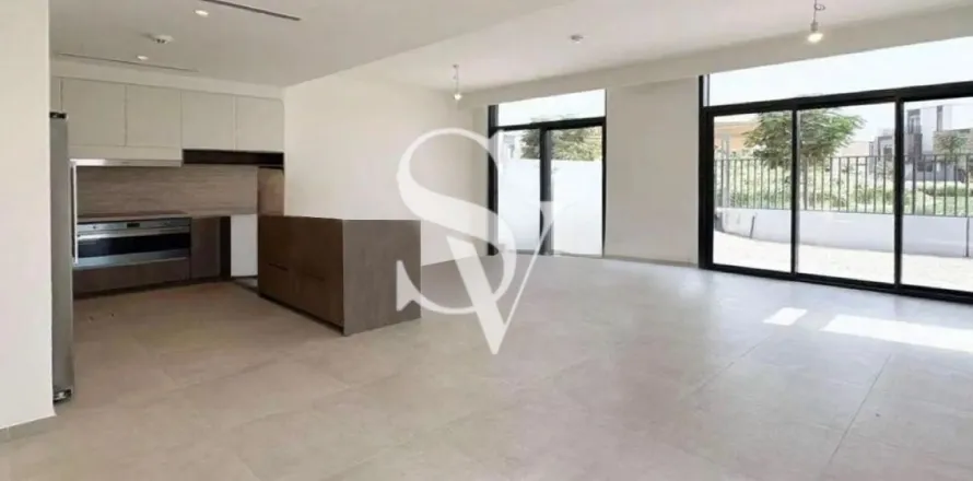 Villa en Mudon, Dubai, 4 dormitorios, 246 m², № 71392
