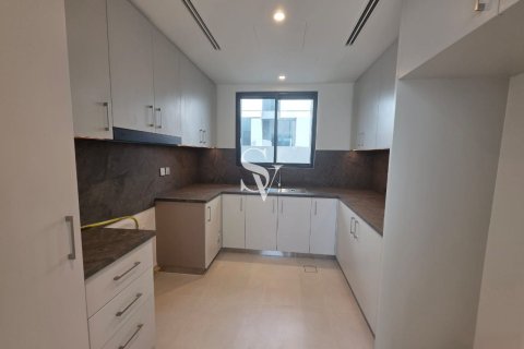 Снять в аренду виллу в Arabian Ranches 3, Дубай: 4 спальни, 448м², № 71391 - фото 13