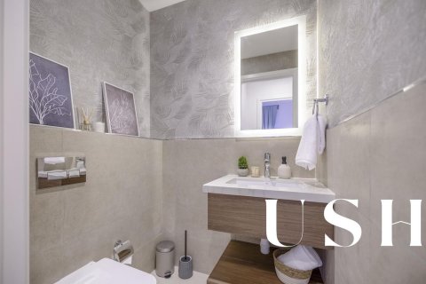 Apartment in Town Square, Dubai 3 bedrooms, 181 sq.m. № 39544 - photo 12