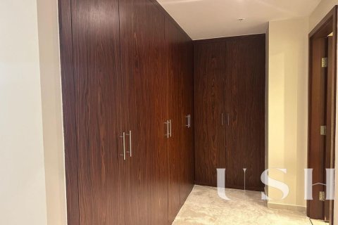 Appartement à The Residences, Downtown Dubai (Downtown Burj Dubai), Dubai, 3 chambres, 218 m², № 39546 - photo 10