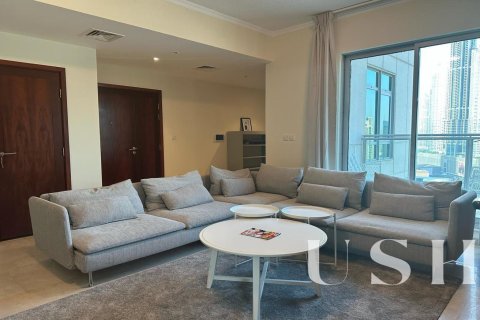 Appartement à The Residences, Downtown Dubai (Downtown Burj Dubai), Dubai, 3 chambres, 218 m², № 39546 - photo 2