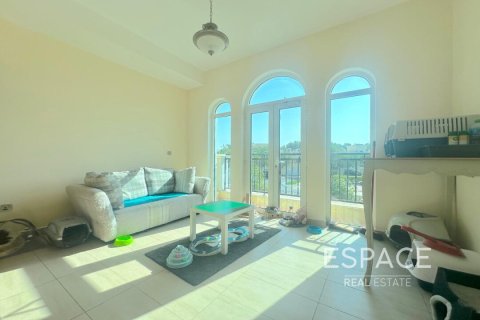 Villa en Legacy Nova Villas, Jumeirah Park, Dubai, 4 dormitorios, 455 m², № 83886 - foto 5