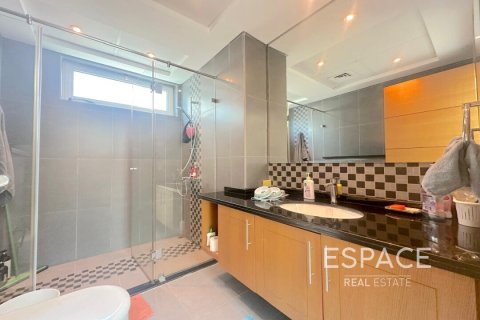 Villa en Legacy Nova Villas, Jumeirah Park, Dubai, 4 dormitorios, 455 m², № 83886 - foto 10