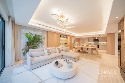 Villa in Meadows 1, Meadows, Dubai 5 bedrooms, 455 sq.m. № 83884 - photo 5