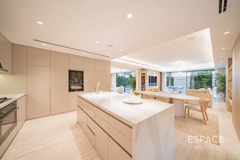 Villa in Meadows 1, Meadows, Dubai 5 bedrooms, 455 sq.m. № 83884 - photo 8