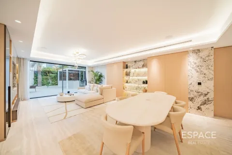 Villa in Meadows 1, Meadows, Dubai 5 bedrooms, 455 sq.m. № 83884 - photo 3