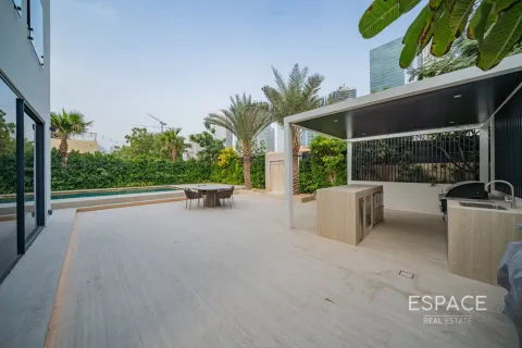 Villa in Meadows 1, Meadows, Dubai 5 bedrooms, 455 sq.m. № 83884 - photo 19