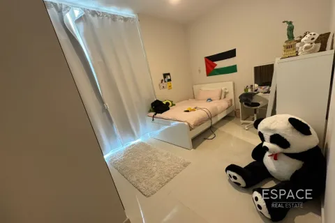 Townhouse in Dubai 3 bedrooms, 166 sq.m. № 83883 - photo 10