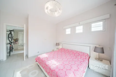 Villa in The Springs, Dubai 3 bedrooms, 245 sq.m. № 83882 - photo 7