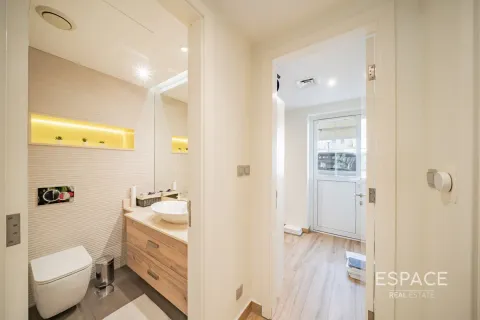 Villa in The Springs, Dubai 3 bedrooms, 245 sq.m. № 83882 - photo 17