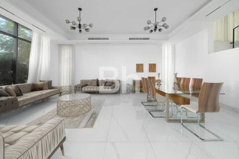 Villa in Jumeirah Park, Dubai 6 bedrooms, 650 sq.m. № 24352 - photo 8