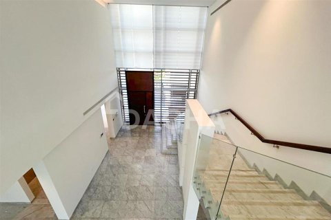 فيلا في دبي 6 غرف نوم , 929 م² رقم 7076 - صورة 10