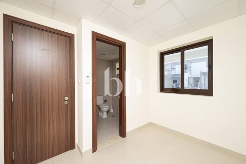 Adosado en Mohammed Bin Rashid City, Dubai, 4 dormitorios, 283 m², № 56527 - foto 4