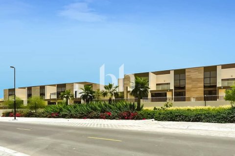 Adosado en Mohammed Bin Rashid City, Dubai, 4 dormitorios, 283 m², № 56527 - foto 11