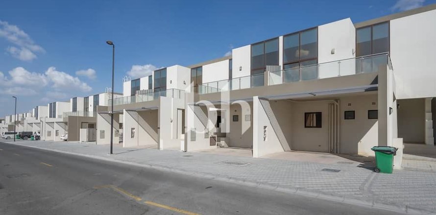 Adosado en Mohammed Bin Rashid City, Dubai, 4 dormitorios, 283 m², № 56527