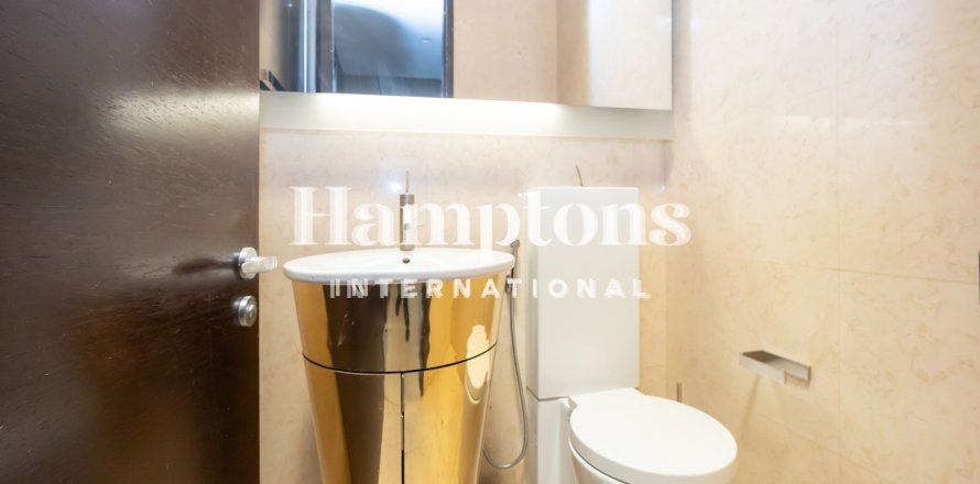 Apartment in Burj Khalifa, Dubai 1 bedroom, 89.9301 sq.m. № 84000