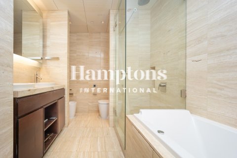 Apartment in Burj Khalifa, Dubai 1 bedroom, 89.93010400 sq.m. № 84000 - photo 7