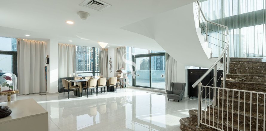 Пентхаус в Джумейра Лейк Тауэрс, Дубай, 4 спальни, 349м², № 95939